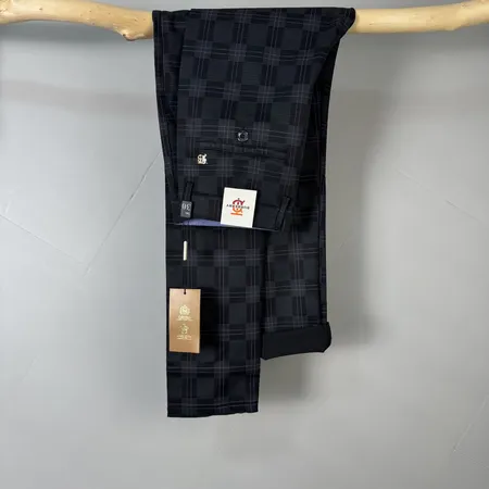 バーバリー ス カジュアルパンツ