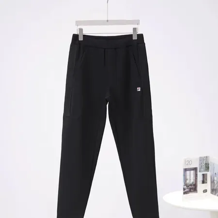 フィラ カジュアルパンツ