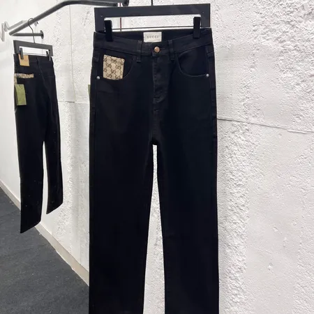 グッチ ジーンズ