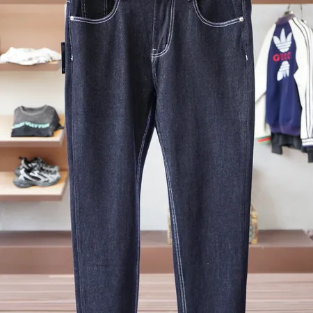 プラダ ジーンズ