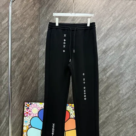 ルイヴィトン カジュアルパンツ