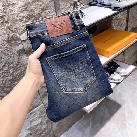 アルマーニ ジーンズ