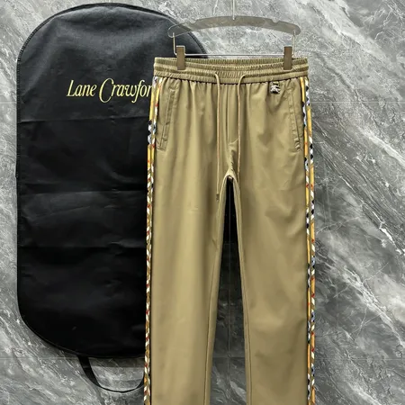 バーバリー ス カジュアルパンツ