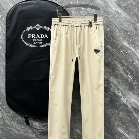プラダ カジュアルパンツ