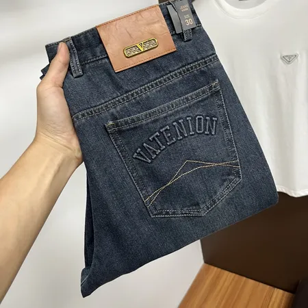 ヴァレンティノ ジーンズ