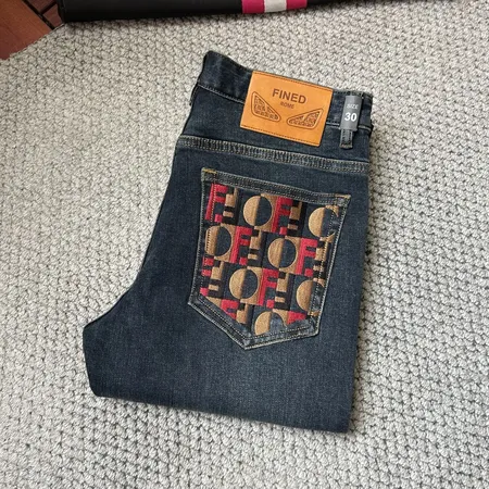 フェンディ ジーンズ