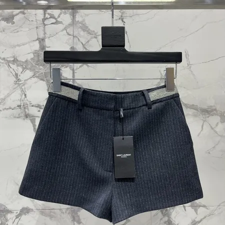 イブサンローラン ショートパンツ