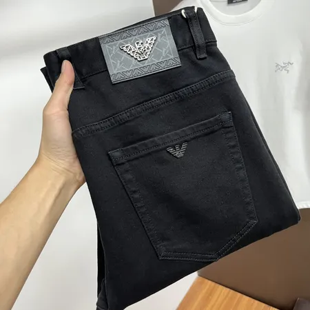 アルマーニ ジーンズ