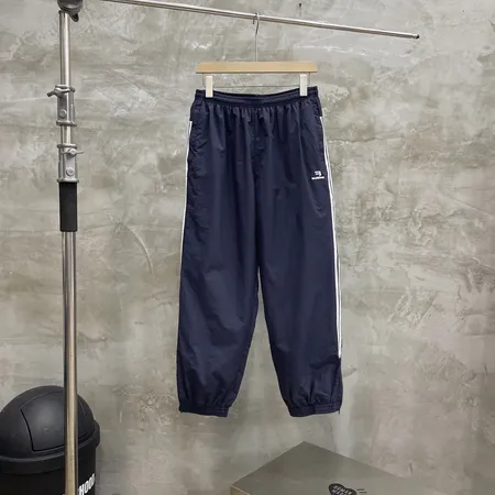 バレンシアガ カジュアルパンツ