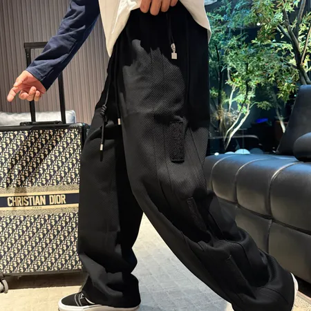 バレンシアガ カジュアルパンツ