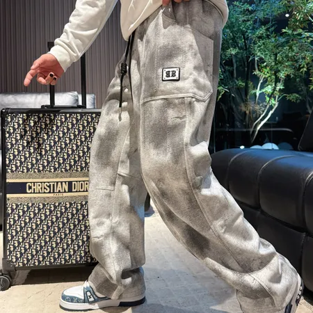 バレンシアガ カジュアルパンツ