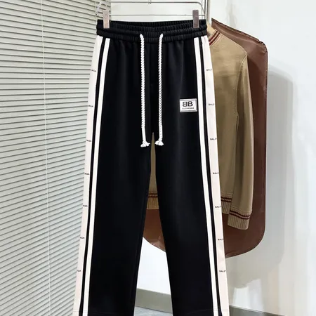 バレンシアガ カジュアルパンツ