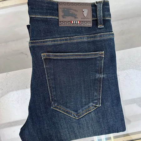 バーバリー ス ジーンズ