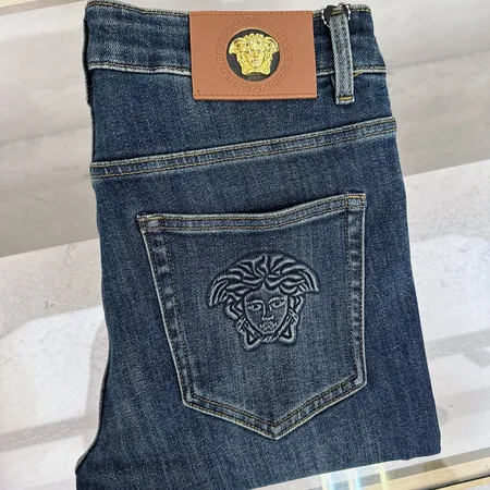 ヴェルサーチ ジーンズ