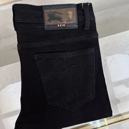 バーバリー ス ジーンズ