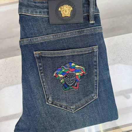 ヴェルサーチ ジーンズ