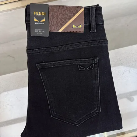 フェンディ ジーンズ