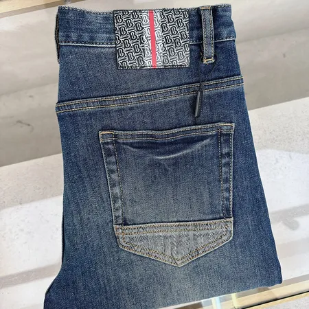 バーバリー ス ジーンズ