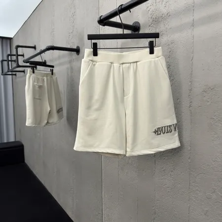 ルイヴィトン ショートパンツ