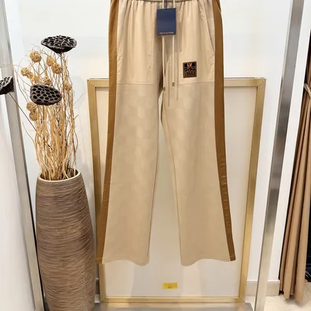 ルイヴィトン カジュアルパンツ