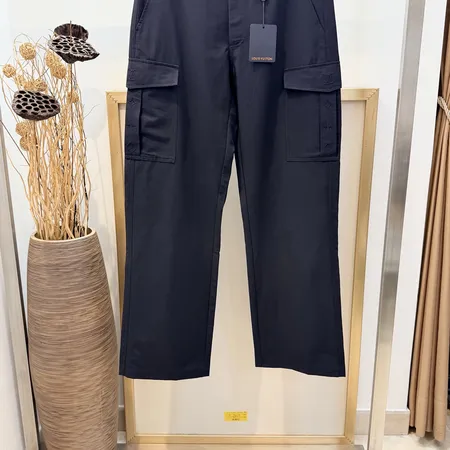ルイヴィトン カジュアルパンツ