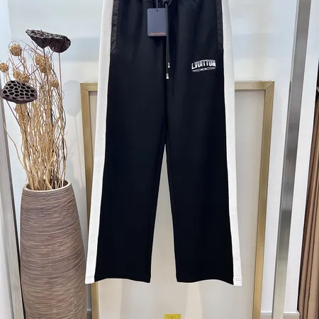 ルイヴィトン カジュアルパンツ