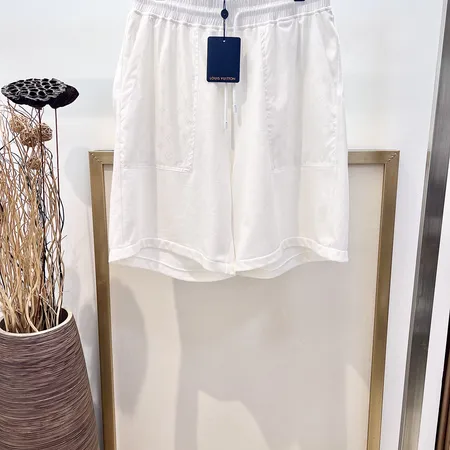 ルイヴィトン ショートパンツ