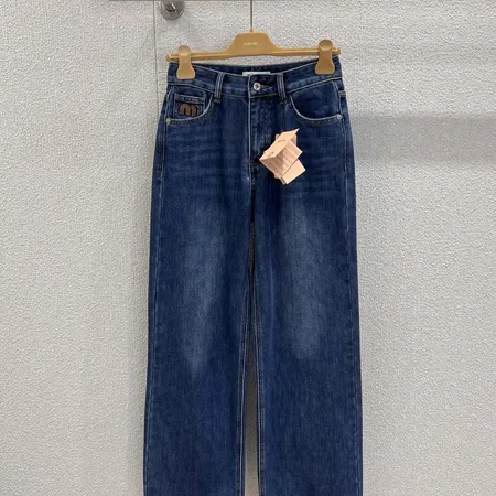 フェラガモ ジーンズ