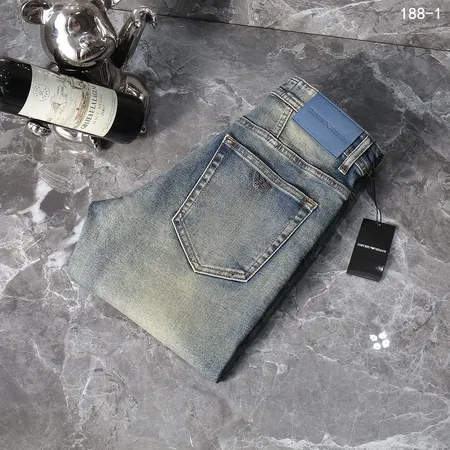 アルマーニ ジーンズ