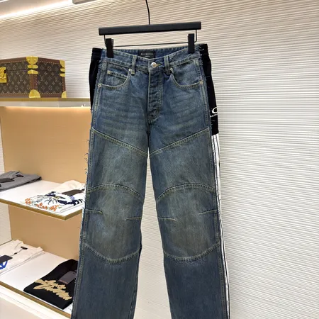 バレンシアガ ジーンズ