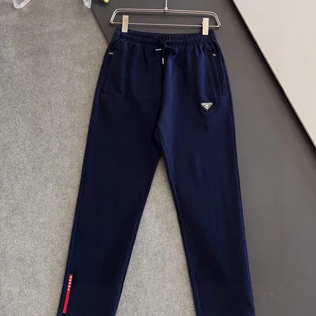 プラダ カジュアルパンツ