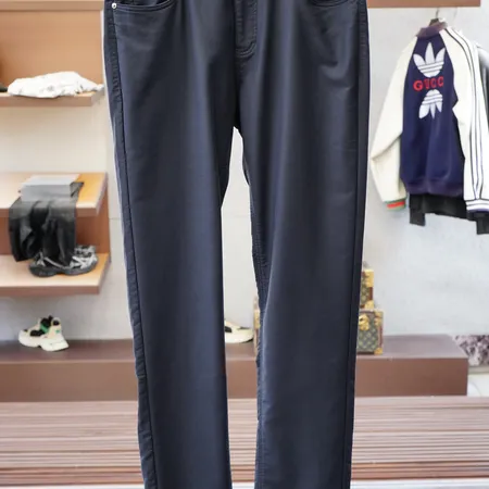 バーバリー ス ジーンズ