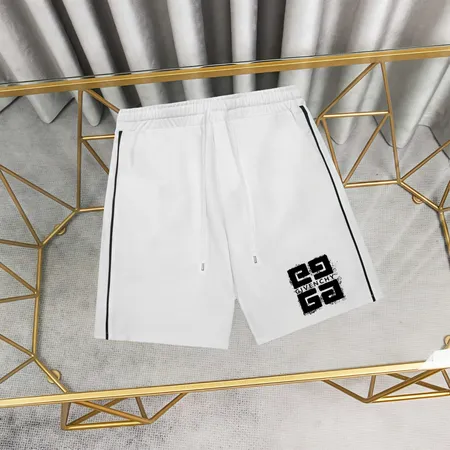 バレンシアガ ショートパンツ