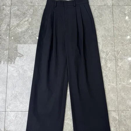 セリーヌ カジュアルパンツ