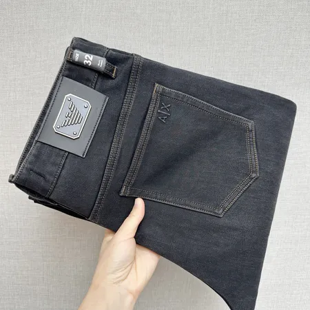 アルマーニ ジーンズ