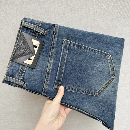 フェンディ ジーンズ