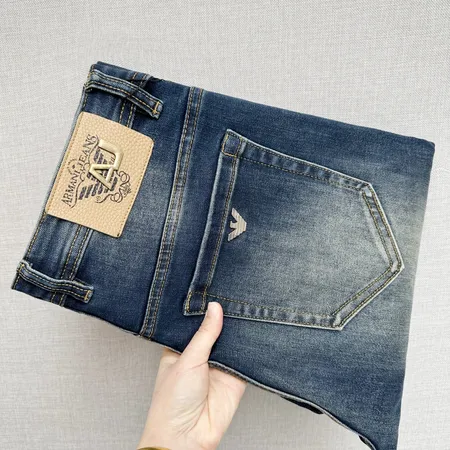 アルマーニ ジーンズ