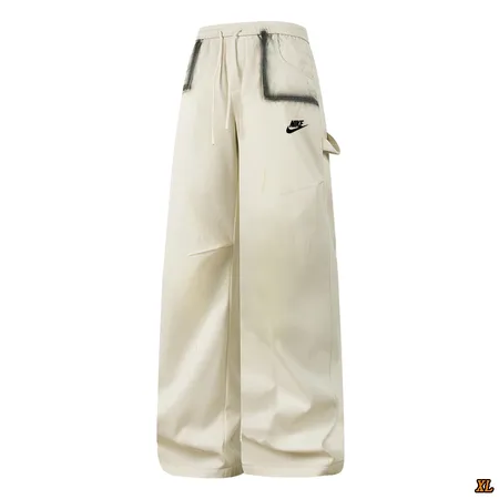 ナイキ ジーンズ