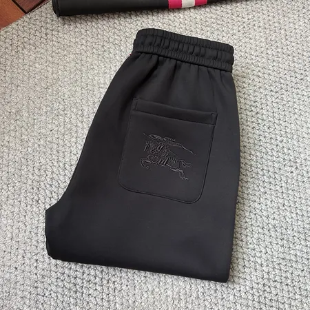 バーバリー ス カジュアルパンツ