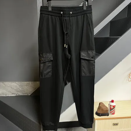 プラダ カジュアルパンツ