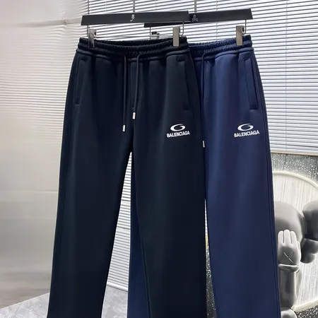 バレンシアガ カジュアルパンツ