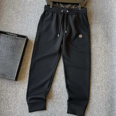 フェンディ カジュアルパンツ