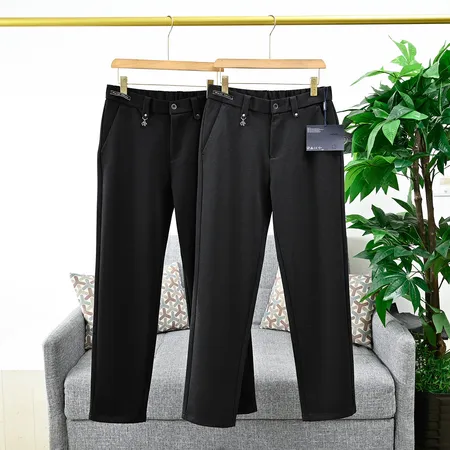 プラダ カジュアルパンツ