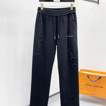 バレンシアガ カジュアルパンツ