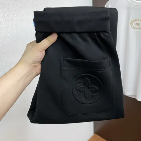 ルイヴィトン カジュアルパンツ