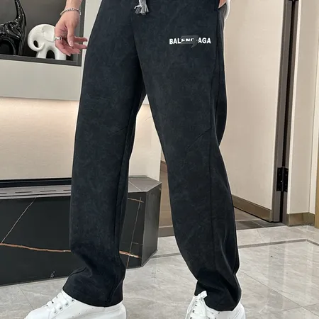 バレンシアガ カジュアルパンツ
