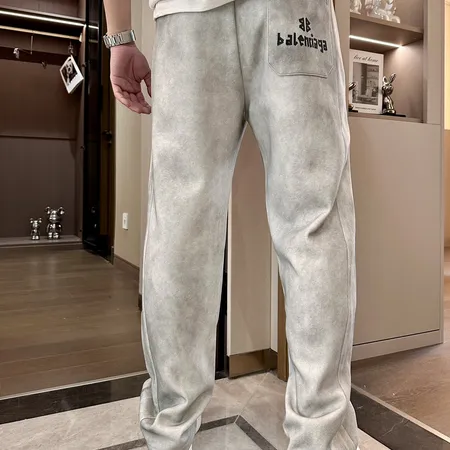 バレンシアガ カジュアルパンツ
