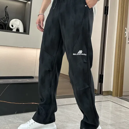 バレンシアガ カジュアルパンツ