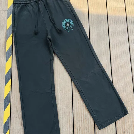 クロムハーツ カジュアルパンツ