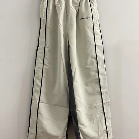 バレンシアガ カジュアルパンツ